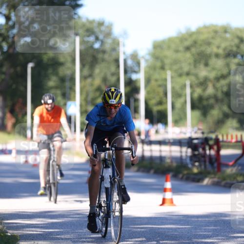 17.08.2025 - KN Förde Triathlon 2025 Yannick Fuchs http://msf.ph/oto/8628047 17.08.2025 13:40:33 Radfahren 478, 485 meine-sportfotos.de