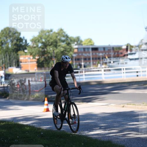 17.08.2025 - KN Förde Triathlon 2025 Yannick Fuchs http://msf.ph/oto/8628073 17.08.2025 13:44:03 Radfahren 534 meine-sportfotos.de