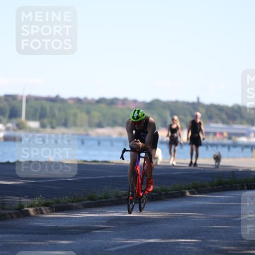 17.08.2025 - KN Förde Triathlon 2025 Yannick Fuchs http://msf.ph/oto/8628079 17.08.2025 14:54:30 Radfahren 5, 9, 10, 16 meine-sportfotos.de