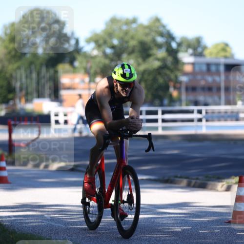 17.08.2025 - KN Förde Triathlon 2025 Yannick Fuchs http://msf.ph/oto/8628098 17.08.2025 14:55:54 Radfahren 5, 7, 9, 10, 16 meine-sportfotos.de
