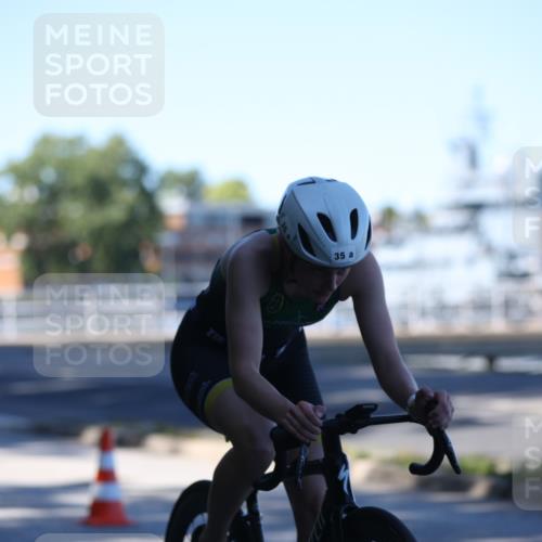 17.08.2025 - KN Förde Triathlon 2025 Yannick Fuchs http://msf.ph/oto/8628131 17.08.2025 15:03:21 Radfahren 35, 18 meine-sportfotos.de