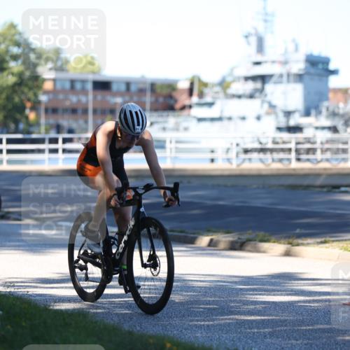 17.08.2025 - KN Förde Triathlon 2025 Yannick Fuchs http://msf.ph/oto/8628142 17.08.2025 15:04:39 Radfahren 21, 27, 34 meine-sportfotos.de