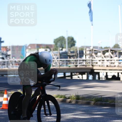 17.08.2025 - KN Förde Triathlon 2025 Yannick Fuchs http://msf.ph/oto/8628183 17.08.2025 15:18:28 Radfahren 6, 9 meine-sportfotos.de