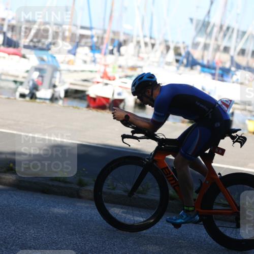 17.08.2025 - KN Förde Triathlon 2025 Yannick Fuchs http://msf.ph/oto/8628188 17.08.2025 15:18:31 Radfahren 6, 9, 6, 9 meine-sportfotos.de