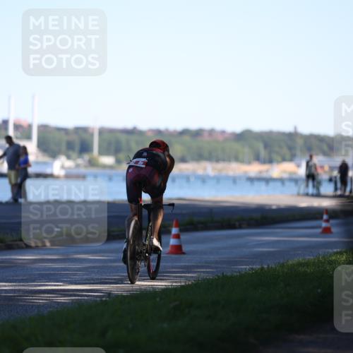 17.08.2025 - KN Förde Triathlon 2025 Yannick Fuchs http://msf.ph/oto/8628221 17.08.2025 15:20:43 Radfahren 2, 11, 2 meine-sportfotos.de