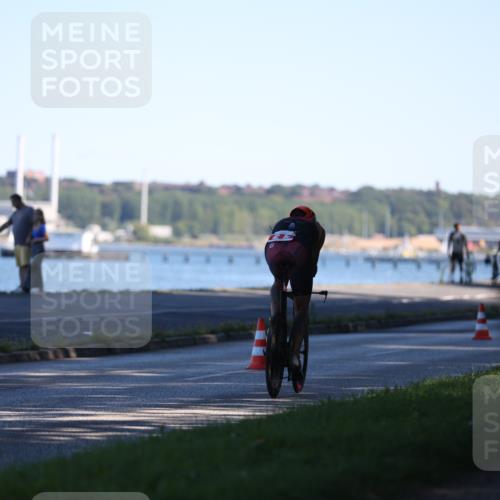 17.08.2025 - KN Förde Triathlon 2025 Yannick Fuchs http://msf.ph/oto/8628222 17.08.2025 15:20:43 Radfahren 2, 11, 2 meine-sportfotos.de