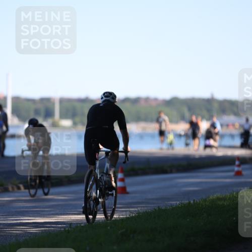 17.08.2025 - KN Förde Triathlon 2025 Yannick Fuchs http://msf.ph/oto/8628233 17.08.2025 15:20:59 Radfahren 1, 7, 10, 15, 10, 11 meine-sportfotos.de