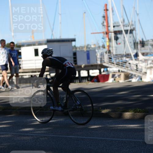 17.08.2025 - KN Förde Triathlon 2025 Yannick Fuchs http://msf.ph/oto/8628260 17.08.2025 15:21:55 Radfahren 5, 8, 12, 4 meine-sportfotos.de