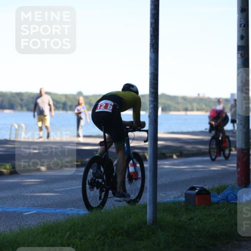 17.08.2025 - KN Förde Triathlon 2025 Yannick Fuchs http://msf.ph/oto/8628271 17.08.2025 15:22:02 Radfahren 8, 12, 5 meine-sportfotos.de