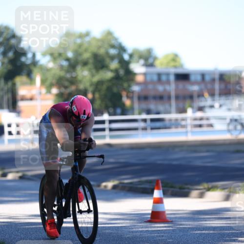 17.08.2025 - KN Förde Triathlon 2025 Yannick Fuchs http://msf.ph/oto/8628299 17.08.2025 15:23:41 Radfahren 8 meine-sportfotos.de