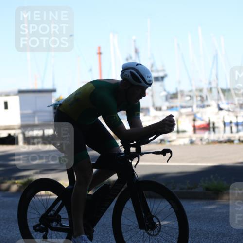 17.08.2025 - KN Förde Triathlon 2025 Yannick Fuchs http://msf.ph/oto/8628320 17.08.2025 15:26:16 Radfahren 13, 31, 33 meine-sportfotos.de