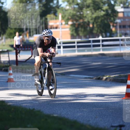 17.08.2025 - KN Förde Triathlon 2025 Yannick Fuchs http://msf.ph/oto/8628324 17.08.2025 15:26:18 Radfahren 13, 31, 33 meine-sportfotos.de