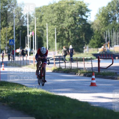 17.08.2025 - KN Förde Triathlon 2025 Yannick Fuchs http://msf.ph/oto/8628340 17.08.2025 15:27:55 Radfahren 31, 35 meine-sportfotos.de