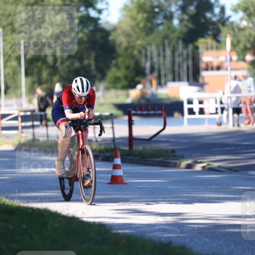 17.08.2025 - KN Förde Triathlon 2025 Yannick Fuchs http://msf.ph/oto/8628342 17.08.2025 15:27:55 Radfahren 31, 35 meine-sportfotos.de