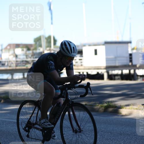 17.08.2025 - KN Förde Triathlon 2025 Yannick Fuchs http://msf.ph/oto/8628355 17.08.2025 15:28:22 Radfahren 32, 22, 24 meine-sportfotos.de