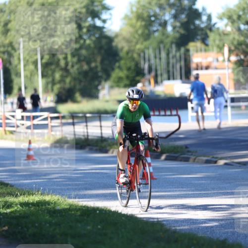 17.08.2025 - KN Förde Triathlon 2025 Yannick Fuchs http://msf.ph/oto/8628400 17.08.2025 15:31:54 Radfahren 30, 18, 27 meine-sportfotos.de