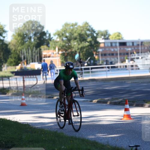 17.08.2025 - KN Förde Triathlon 2025 Yannick Fuchs http://msf.ph/oto/8628401 17.08.2025 15:31:54 Radfahren 30, 18, 27 meine-sportfotos.de