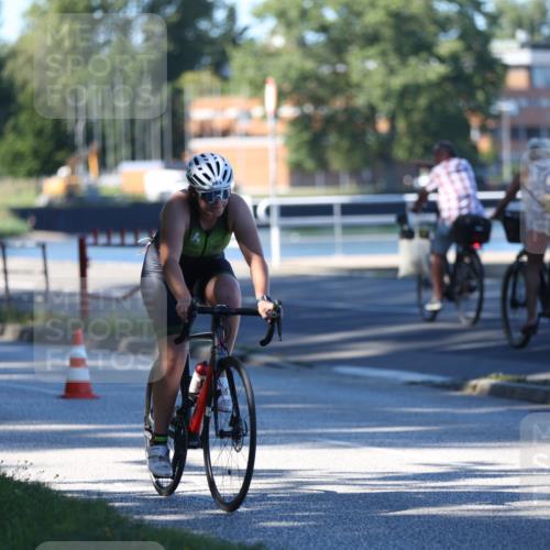 17.08.2025 - KN Förde Triathlon 2025 Yannick Fuchs http://msf.ph/oto/8628422 17.08.2025 15:34:05 Radfahren 21, 28 meine-sportfotos.de