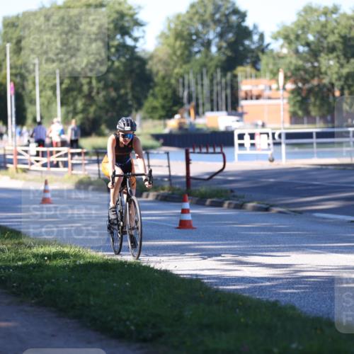 17.08.2025 - KN Förde Triathlon 2025 Yannick Fuchs http://msf.ph/oto/8628432 17.08.2025 15:34:12 Radfahren 21, 28 meine-sportfotos.de
