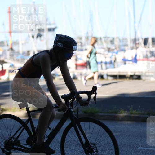 17.08.2025 - KN Förde Triathlon 2025 Yannick Fuchs http://msf.ph/oto/8628440 17.08.2025 15:34:14 Radfahren 21, 28 meine-sportfotos.de