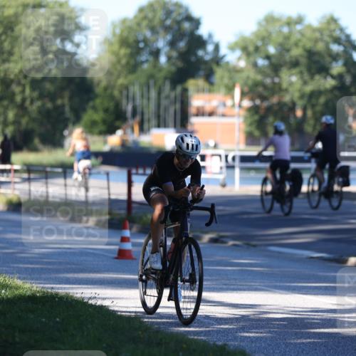 17.08.2025 - KN Förde Triathlon 2025 Yannick Fuchs http://msf.ph/oto/8628483 17.08.2025 15:36:43 Radfahren 26 meine-sportfotos.de
