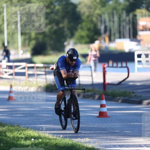 17.08.2025 - KN Förde Triathlon 2025 Yannick Fuchs http://msf.ph/oto/8628533 17.08.2025 15:44:28 Radfahren 6 meine-sportfotos.de