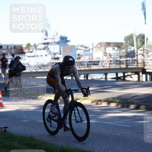 17.08.2025 - KN Förde Triathlon 2025 Yannick Fuchs http://msf.ph/oto/8628561 17.08.2025 15:47:32 Radfahren 12, 15 meine-sportfotos.de