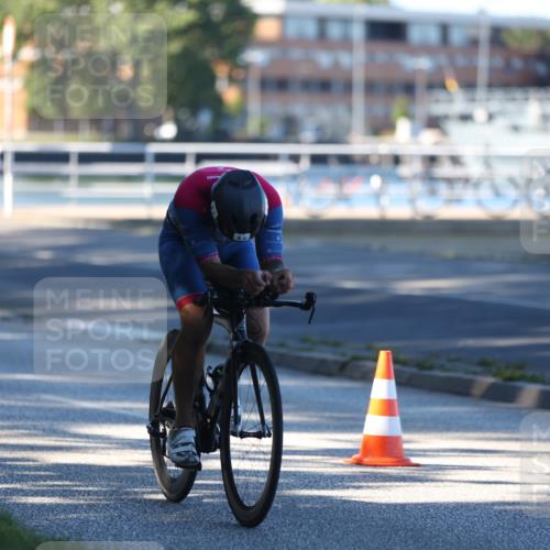 17.08.2025 - KN Förde Triathlon 2025 Yannick Fuchs http://msf.ph/oto/8628589 17.08.2025 15:50:25 Radfahren 8 meine-sportfotos.de