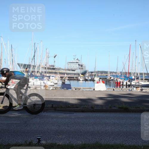 17.08.2025 - KN Förde Triathlon 2025 Yannick Fuchs http://msf.ph/oto/8628647 17.08.2025 15:00:59 Radfahren  meine-sportfotos.de