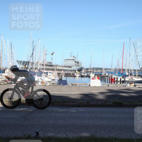 17.08.2025 - KN Förde Triathlon 2025 Yannick Fuchs http://msf.ph/oto/8628662 17.08.2025 15:03:19 Radfahren  meine-sportfotos.de
