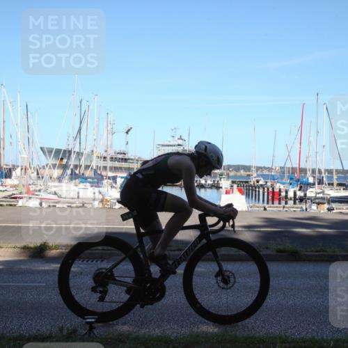 17.08.2025 - KN Förde Triathlon 2025 Yannick Fuchs http://msf.ph/oto/8628664 17.08.2025 15:03:21 Radfahren  meine-sportfotos.de