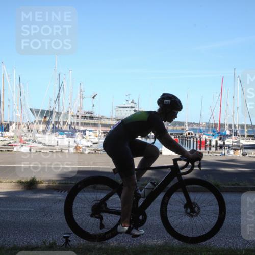 17.08.2025 - KN Förde Triathlon 2025 Yannick Fuchs http://msf.ph/oto/8628671 17.08.2025 15:04:15 Radfahren  meine-sportfotos.de