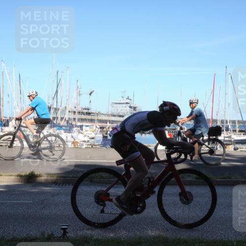 17.08.2025 - KN Förde Triathlon 2025 Yannick Fuchs http://msf.ph/oto/8628673 17.08.2025 15:04:30 Radfahren  meine-sportfotos.de