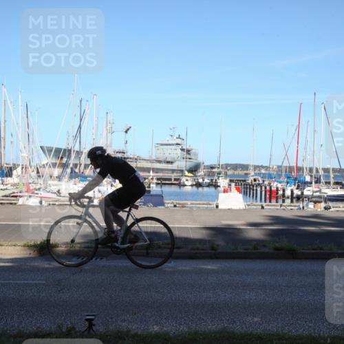 17.08.2025 - KN Förde Triathlon 2025 Yannick Fuchs http://msf.ph/oto/8628677 17.08.2025 15:04:59 Radfahren  meine-sportfotos.de