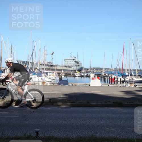 17.08.2025 - KN Förde Triathlon 2025 Yannick Fuchs http://msf.ph/oto/8628695 17.08.2025 15:19:32 Radfahren  meine-sportfotos.de