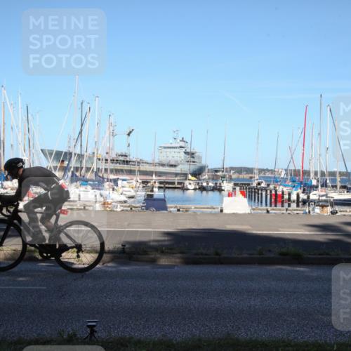 17.08.2025 - KN Förde Triathlon 2025 Yannick Fuchs http://msf.ph/oto/8628703 17.08.2025 15:21:02 Radfahren  meine-sportfotos.de