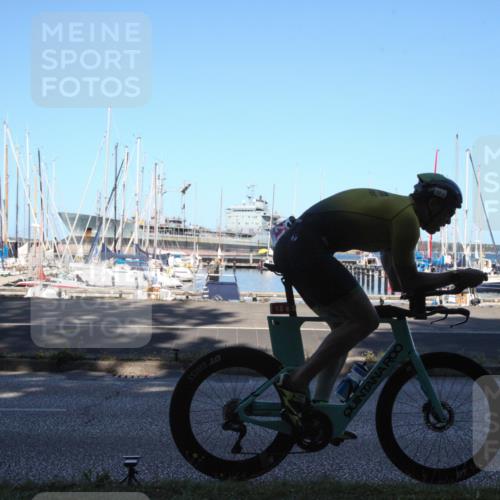 17.08.2025 - KN Förde Triathlon 2025 Yannick Fuchs http://msf.ph/oto/8628781 17.08.2025 15:47:42 Radfahren  meine-sportfotos.de