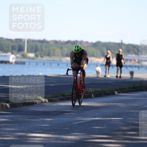 17.08.2025 - KN Förde Triathlon 2025 Yannick Fuchs http://msf.ph/oto/8628797 17.08.2025 14:54:31 Radfahren  meine-sportfotos.de