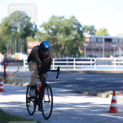 17.08.2025 - KN Förde Triathlon 2025 Yannick Fuchs http://msf.ph/oto/8628820 17.08.2025 14:55:57 Radfahren 10 meine-sportfotos.de