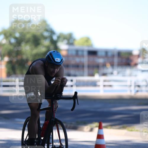17.08.2025 - KN Förde Triathlon 2025 Yannick Fuchs http://msf.ph/oto/8628821 17.08.2025 14:55:57 Radfahren 10 meine-sportfotos.de