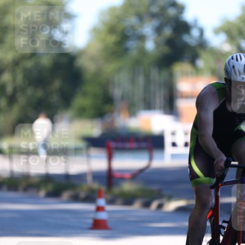 17.08.2025 - KN Förde Triathlon 2025 Yannick Fuchs http://msf.ph/oto/8628830 17.08.2025 14:56:02 Radfahren  meine-sportfotos.de