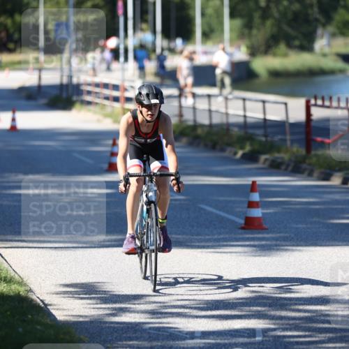17.08.2025 - KN Förde Triathlon 2025 Yannick Fuchs http://msf.ph/oto/8628833 17.08.2025 14:57:28 Radfahren  meine-sportfotos.de