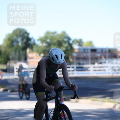 17.08.2025 - KN Förde Triathlon 2025 Yannick Fuchs http://msf.ph/oto/8628847 17.08.2025 15:03:21 Radfahren 35 meine-sportfotos.de