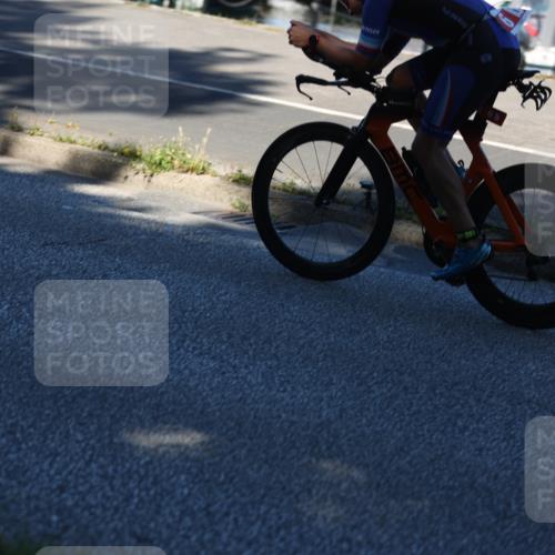 17.08.2025 - KN Förde Triathlon 2025 Yannick Fuchs http://msf.ph/oto/8628906 17.08.2025 15:18:31 Radfahren  meine-sportfotos.de