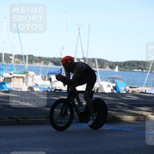 17.08.2025 - KN Förde Triathlon 2025 Yannick Fuchs http://msf.ph/oto/8628907 17.08.2025 15:19:17 Radfahren  meine-sportfotos.de