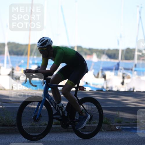 17.08.2025 - KN Förde Triathlon 2025 Yannick Fuchs http://msf.ph/oto/8628931 17.08.2025 15:20:35 Radfahren 12 meine-sportfotos.de