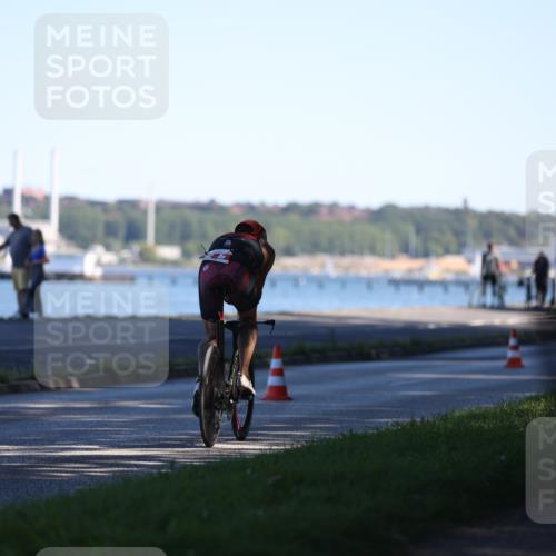 17.08.2025 - KN Förde Triathlon 2025 Yannick Fuchs http://msf.ph/oto/8628938 17.08.2025 15:20:43 Radfahren  meine-sportfotos.de