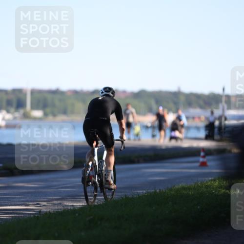 17.08.2025 - KN Förde Triathlon 2025 Yannick Fuchs http://msf.ph/oto/8628951 17.08.2025 15:20:59 Radfahren  meine-sportfotos.de
