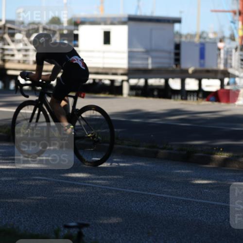 17.08.2025 - KN Förde Triathlon 2025 Yannick Fuchs http://msf.ph/oto/8628957 17.08.2025 15:21:03 Radfahren  meine-sportfotos.de