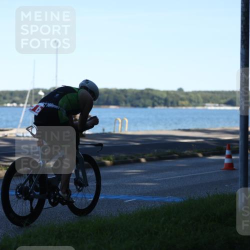 17.08.2025 - KN Förde Triathlon 2025 Yannick Fuchs http://msf.ph/oto/8628971 17.08.2025 15:21:20 Radfahren  meine-sportfotos.de